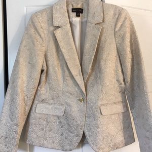 Dana Buchman gold and cream blazer